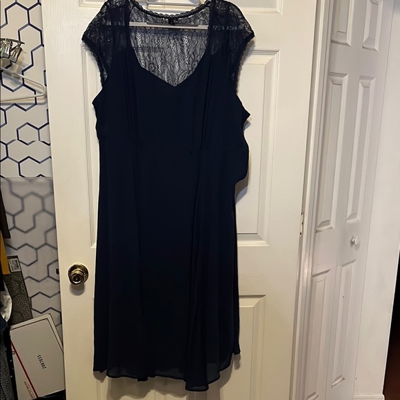 Torrid Elegant Blue Sheer and Lace Dress Size 18 - Picture 1 of 12